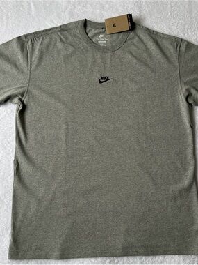 Men’s The Nike Tee Loose Fit Gray T-Shirt, XL Tall, NWT